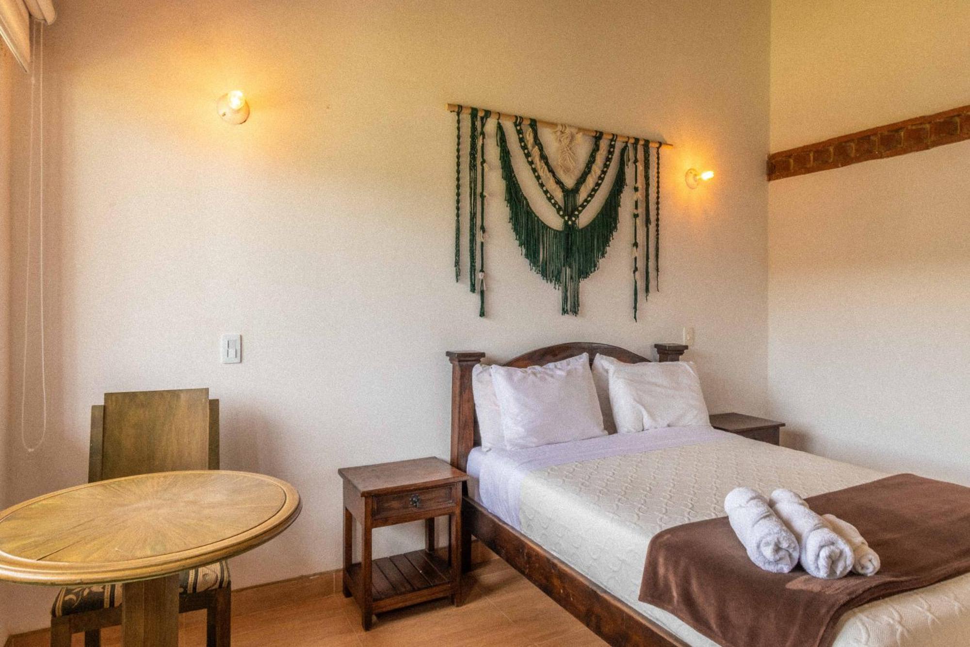 Artemisa Hotel Santa Sofía Oda fotoğraf